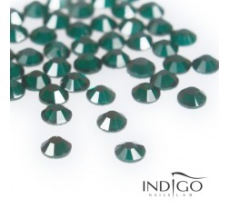 Indigo Rhinestones - Emerald SS10